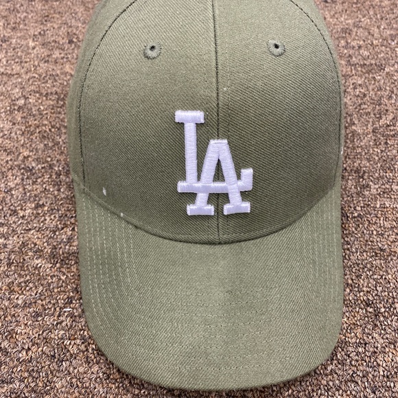 LA cap green, adjustable. - Picture 2 of 4
